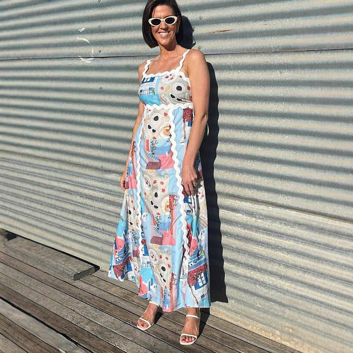 Spaghetti-strap Floral Print Lace Stitching Dress